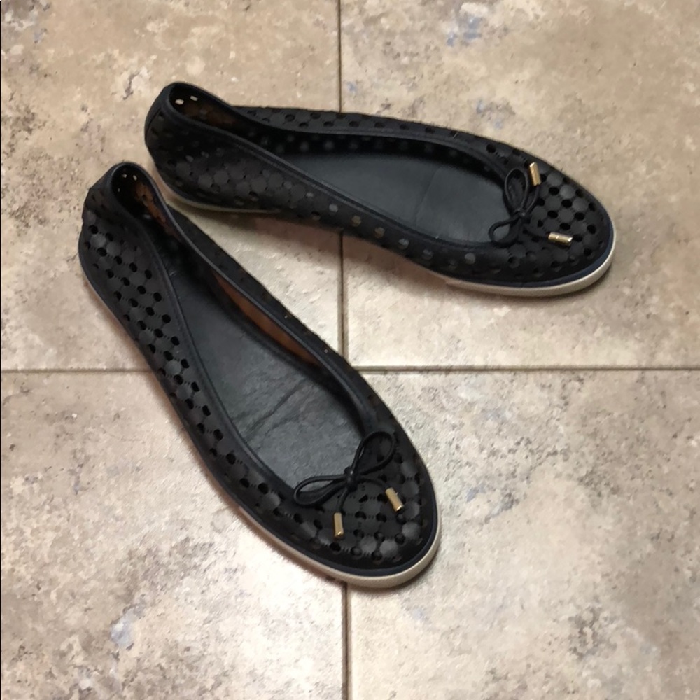 Tory Burch size 7.5 navy summer slip on